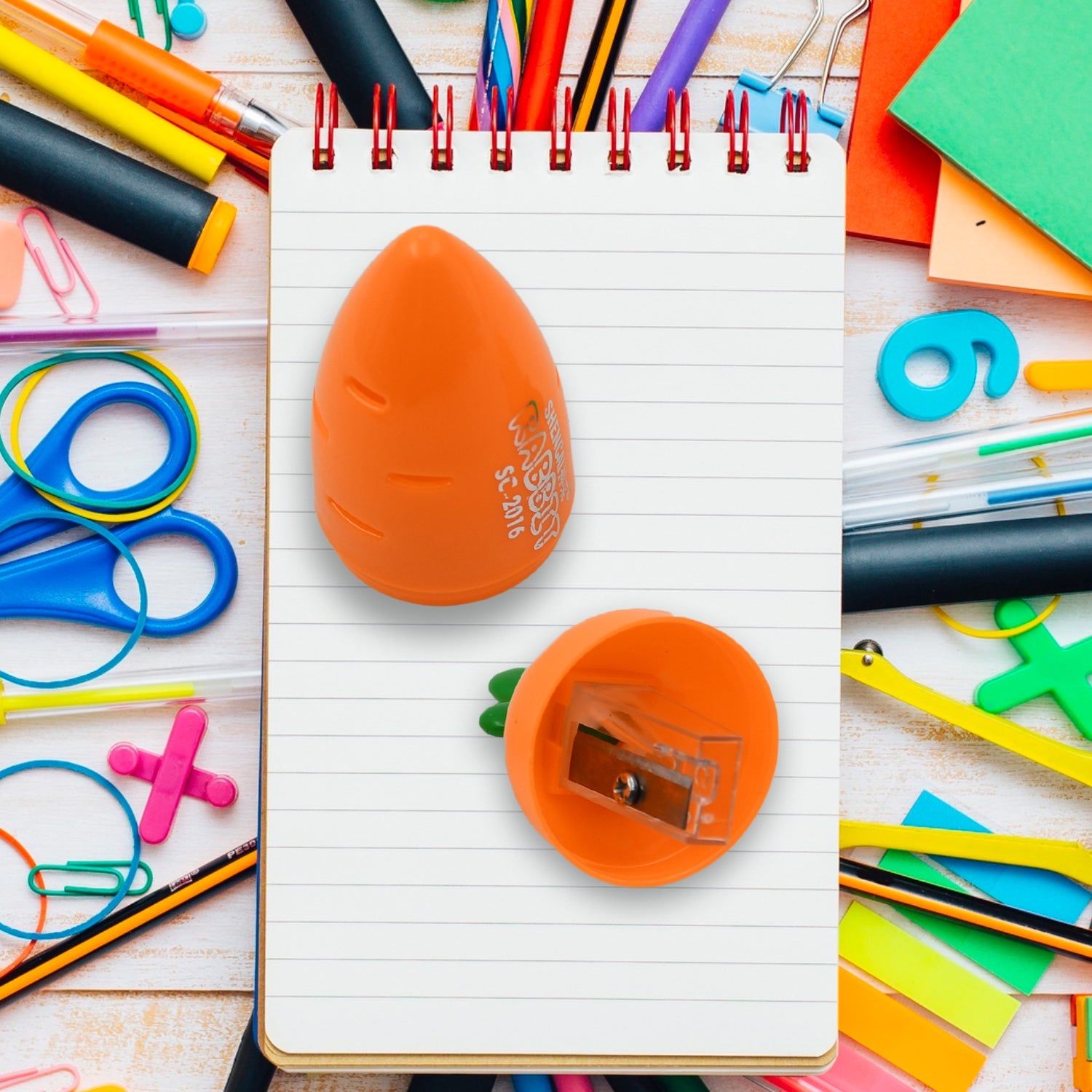 8878 Student Pencil Sharpener Cartoon Simple Carrot Pencil Sharpener Suitable for Students, Children, School, Stationery (1 Pc) 8878 Student Pencil Sharpener Cartoon Simple Carrot Pencil Sharpener Suitable for Students, Children, School, Stationery (1 Pc)